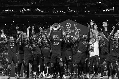 官方：斯坦科维奇从莫斯科斯巴达下课；事前曾用三种语言攻击记者