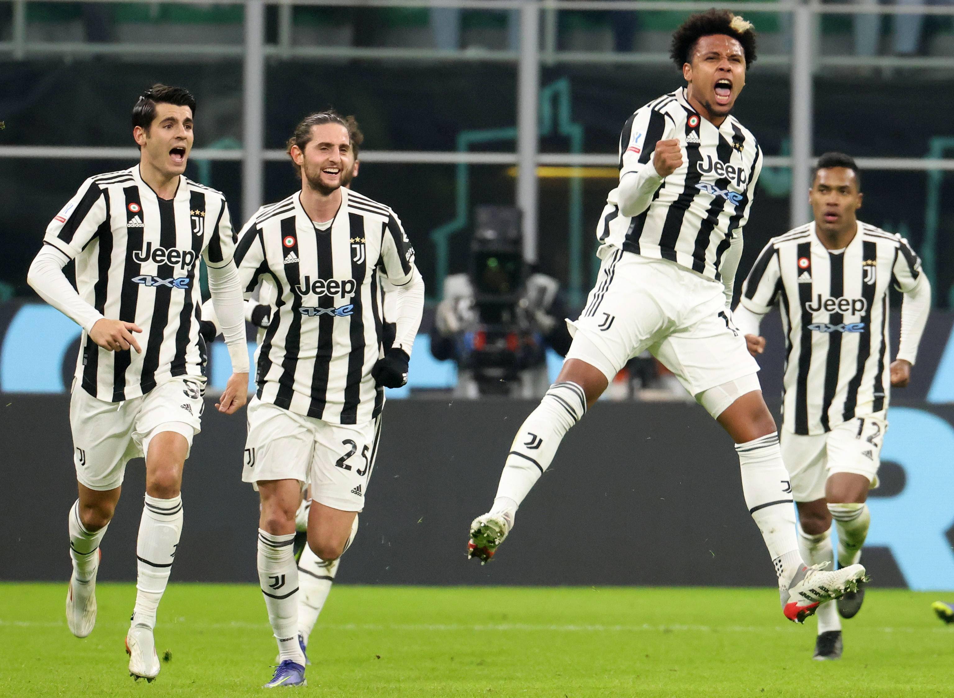 替补登场改变比赛节奏（替补上场扭转比赛节奏）