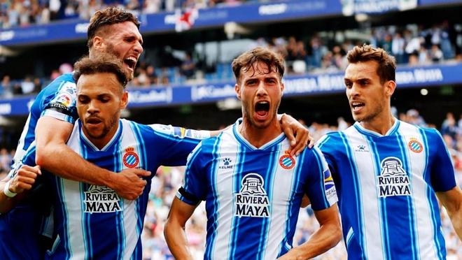 回顾林加德首尔生涯：大英帝星多面人生，32岁仍期待涅槃（林加德首尔岁月回望：昔日英伦新星多面人生，32岁仍盼重生）