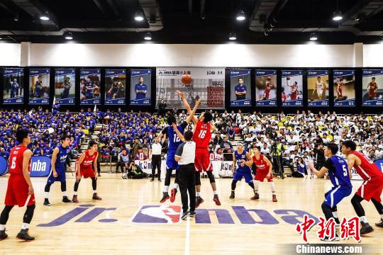 媒体人排CBA外援实力榜，新疆签约新外援，同曦官宣王世龙担任球队主帅（媒体人评选CBA外援实力榜 新疆签新外援 同曦官宣王世龙出任主帅）